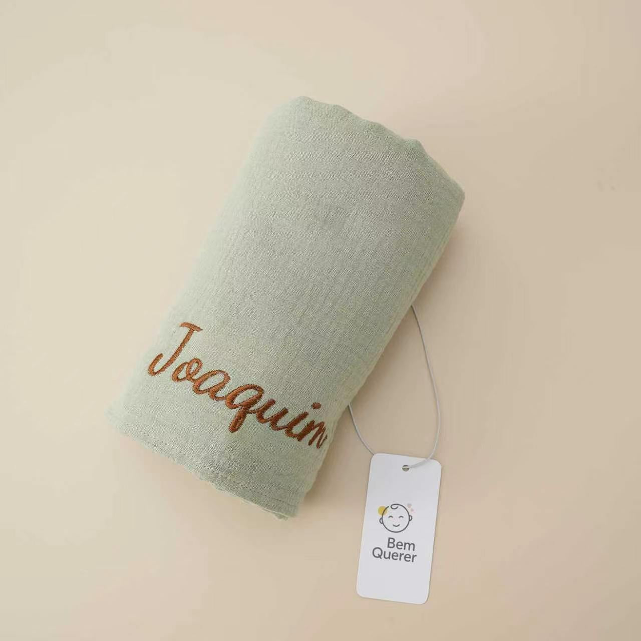 Kit Aconchego Personalizado com Nome — Naninha + Manta Bordada