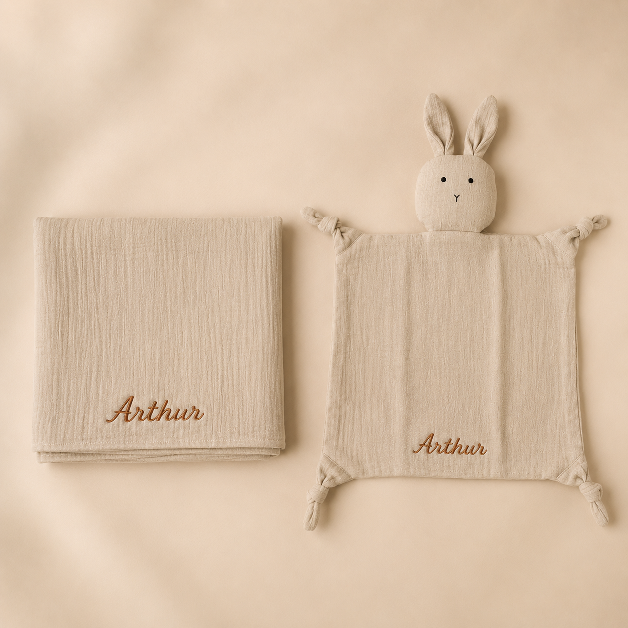 Kit Aconchego Personalizado com Nome — Naninha + Manta Bordada